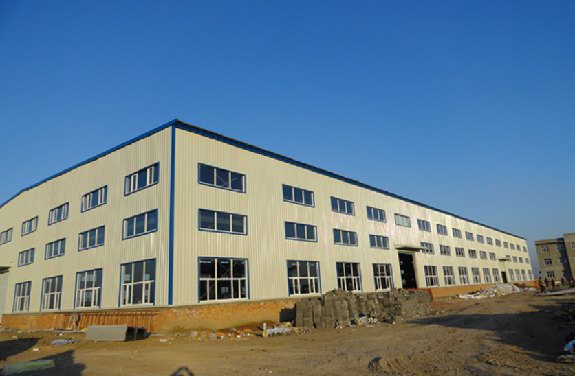 黑龍江虹洋管業(yè)有限公司車(chē)間