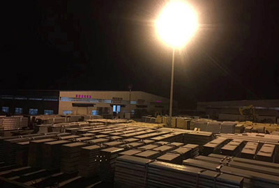 天未亮，我們已然在路上！